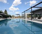 Hotel Aura Design & Garden Pool - Prague